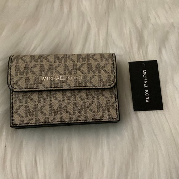 MICHAEL KORS Cooper Logo Accordian Card Case in Hemp/Brown - Picture 1 of 4